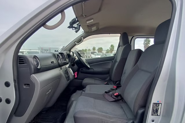 Nissan Caravan